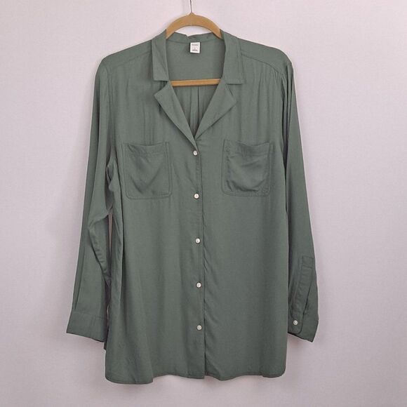 Ladies button front Blouse NWT - Picture 1 of 12
